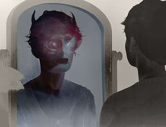 Halloween-trick-mirror-dark-room-face-distortion